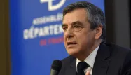 Le candidat LR François Fillon reste sous la barre des 20% des intentions de vote selon le sondage IFOP-Fiducial publié mercredi.