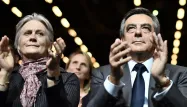 Le couple Fillon est dans la tourmente après les révélations du Canard enchaîné.