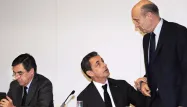Juppé et Sarkozy se sont parlé pour étudier "les sorties de crise"