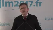 Dans un message diffusé vendredi sur sa chaîne Youtube, Jean-Luc Mélenchon se dit "prêt à gouverner, si le pays le décide".