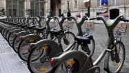 Le système Vélib' fait l'objet d'un renouvellement de marché qui entrera en vigueur en janvier 2018, pour 15 ans.