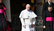 Toujours par souci de ne pas laisser les fidèles "dans le doute", le pape avait déjà autorisé les prêtres levebvristes à entendre les confessions.
