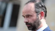 Le nouveau gouvernement est conduit par Édouard Philippe, proche d'Alain Juppé.