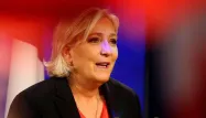 L'ex-candidate ) la présidentielle redevient présidente du Front national.