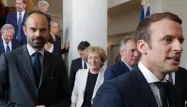 Édouard Philippe et Emmanuel Macron, lors de la photo officielle du premier gouvernement.