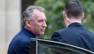 François Bayrou a prévenu mardi qu'il continuerait à s'exprimer librement, malgré les remontrances du Premier ministre Édouard Philippe, un peu plus tôt dans la journée.