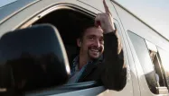 Richard Hammond a déjà passé deux semaines dans le coma, entre la vie et la mort, après avoir été blessé à la tête dans un accident alors qu'il pilotait un véhicule à réacteur à 463 km/h en 2006.
