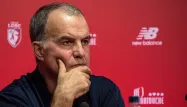 "Vous ne savez pas interpréter les données. Vous chercher un conflit là où il n'y en a pas", s'est emporté Marcelo Bielsa face aux journalistes.