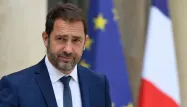 La sacralisation de sa parole "contribue au retour de la fonction présidentielle", selon Christophe Castaner