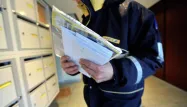 La Poste lettres facteur courrier boîte aux lettres 1280