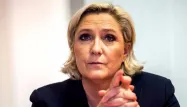 "Bravo à nos alliés de l'AfD pour ce score historique ! C'est un nouveau symbole du réveil des peuples", a tweeté Marine Le Pen, après les résultats des élections législatives allemandes.