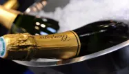 Pour observer le nuage bleu, il faut stocker son champagne à 20°C.
