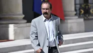 "Je pense qu'il faut que nous nous rencontrions rapidement pour envisager des formes de mobilisation unitaires", a expliqué Philippe Martinez.