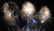 Tour Eiffel, feu d'artifice, 14 juillet crédit : JEAN-SEBASTIEN EVRARD / AFP - 1280