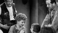 De gauche à droite : Fernandel, Josette Day et Raimu dans "La Fille du puisatier" (1940).