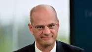 Jean-Michel Blanquer a critiqué les ABCD de l'égalité qu'il compte remplacer par des réunions en petits groupes et des mallettes pour les parents