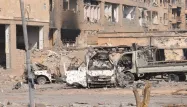 Assiégés, les derniers combattants de l'EI à Raqqa auraient été exfiltré dans des bus affrétés par le FDS, soutenu par la coalition internationale, selon la BBC.