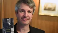 Goncourt : Éric Vuillard, "la grande Histoire par le prisme des petits événements"