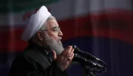 Les manifestants crient "Mort à Rohani", jugé incapable de résoudre les problèmes économiques du pays.