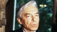 Herbert von Karajan, en juillet 1982 à Paris.