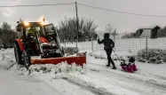 neige France, météo, chasse-neige crédit : PHILIPPE HUGUEN / AFP - 1280