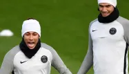 Neymar et Cavani à l'entraînement (1280x640) FRANCK FIFE / AFP