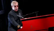 Elton John, 1280x640