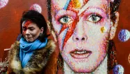 Londres : David Bowie a guidé leur jeunesse