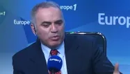 Garry Kasparov : "Poutine veut affaiblir l'Union européenne"