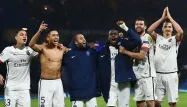 Blaise Matuidi célèbre la qualification avec ses coéquipiers.