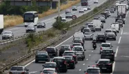 Un "grave carambolage" sur l'A13 entre un poids lourd et six véhicules