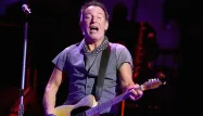 Vidéo : Bruce Springsteen reprend "Purple Rain" en hommage à Prince