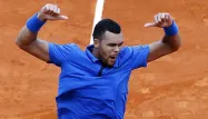 Tsonga part à l'assaut de Federer, vendredi à Monte-Carlo.