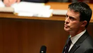 Manuel Valls demande aux préfets que la loi sur le voile intégral soit "appliquée avec la plus grande vigueur".