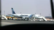 Un numéro d'urgence mis en place pour le vol EgyptAir disparu