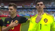 Courtois qui se gratte le menton pendant l'hymne, ça fait déjà 4 fois en 4 matches
