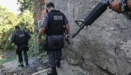 Des policiers à Rio.