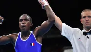 Et de deux pour la boxe française !