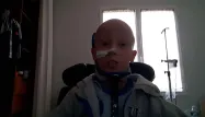 Le courage du petit Killian a ému les internautes.