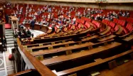 Sur 577 députés, ils sont plus de 300 à ne plus siéger pour les séances de Questions au gouvernement.