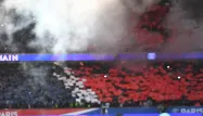 Le tifo des ultras du PSG lors du match contre l'OM, dimanche soir.