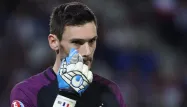"C'est ma manière de montrer mon engagement [..] pour mes coéquipiers et pour les dirigeants; de montrer à nouveau combien je crois en ce projet", a souligné Hugo Lloris.