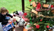 De plus en plus de gens revendent leurs cadeaux de Noël sur Internet