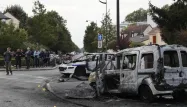 voiture calcinées Viry-Châtillon crédit : THOMAS SAMSON / AFP - 1280
