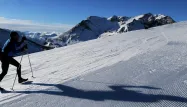 A Valfréjus, les pistes ont accueilli les premiers skieurs dès ce week-end.