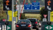 Autoroutes : la hausse des tarifs des péages suspendue mais ...