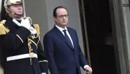 Hollande écoute avant de parler