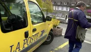 La Poste veut rendre visite aux personnes âgées