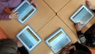 Le wifi sera bientôt interdit dans les crèches, limité dans les écoles