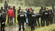 Calais : Human Rights Watch dénonce des violences contre des migrants